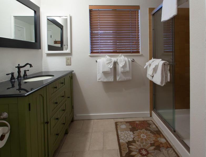 Snowflower # 62 - Townhome Holiday home